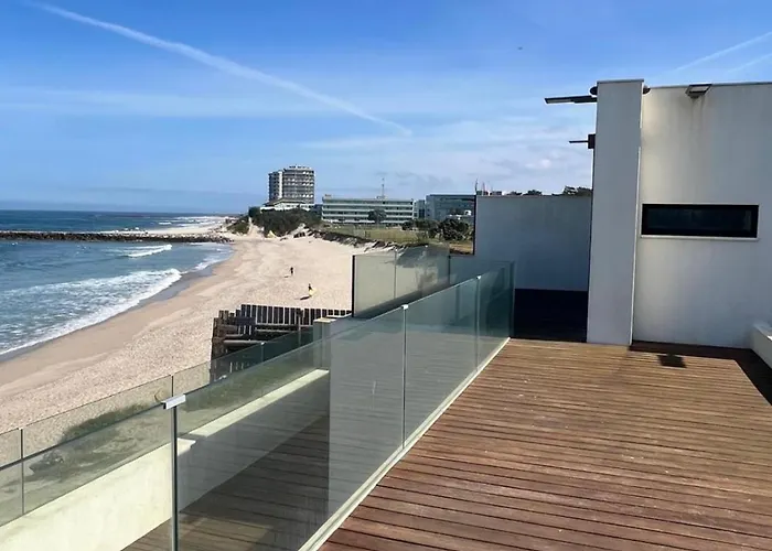 Holiday home Casa De Luxo Na *